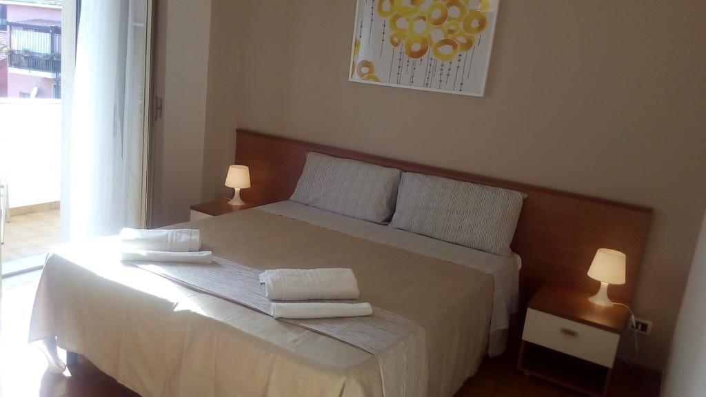 B&B Mimosa Giardini Naxos Ngoại thất bức ảnh