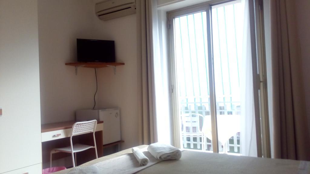 B&B Mimosa Giardini Naxos Ngoại thất bức ảnh